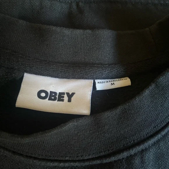 Obey Men's Black Tab Crewneck Sweatshirt Sz M Streetwear, skateboard, punk - Picture 4 of 5